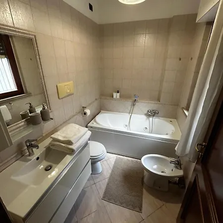 Fiumicino Relax House Apartment Exterior photo